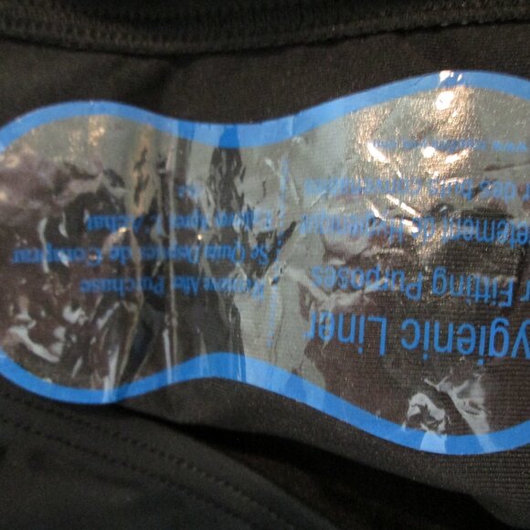 Plus DKNY Ruffle Plunge Underwire Tummy Control One-Piece Swimsuit Sz 18 - Picture 10 of 10